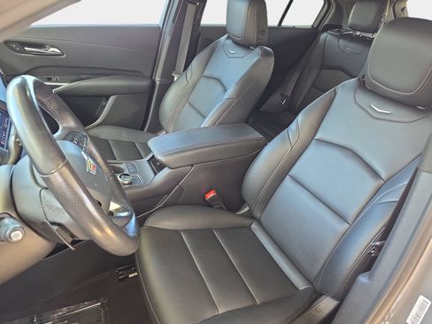 Used 2023 Cadillac XT4 Sport w/ Cold Weather Package FWD image 15