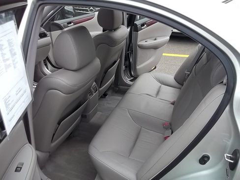 Used 2003 Lexus ES 330 image 9