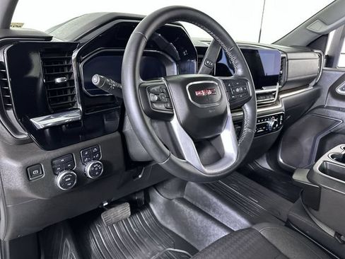 Used 2024 GMC Sierra 2500 SLE w/ SLE Value Package; AWD/4WD image 10