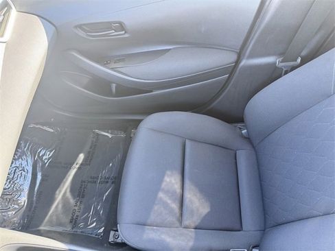 Used 2024 Toyota Corolla LE image 20