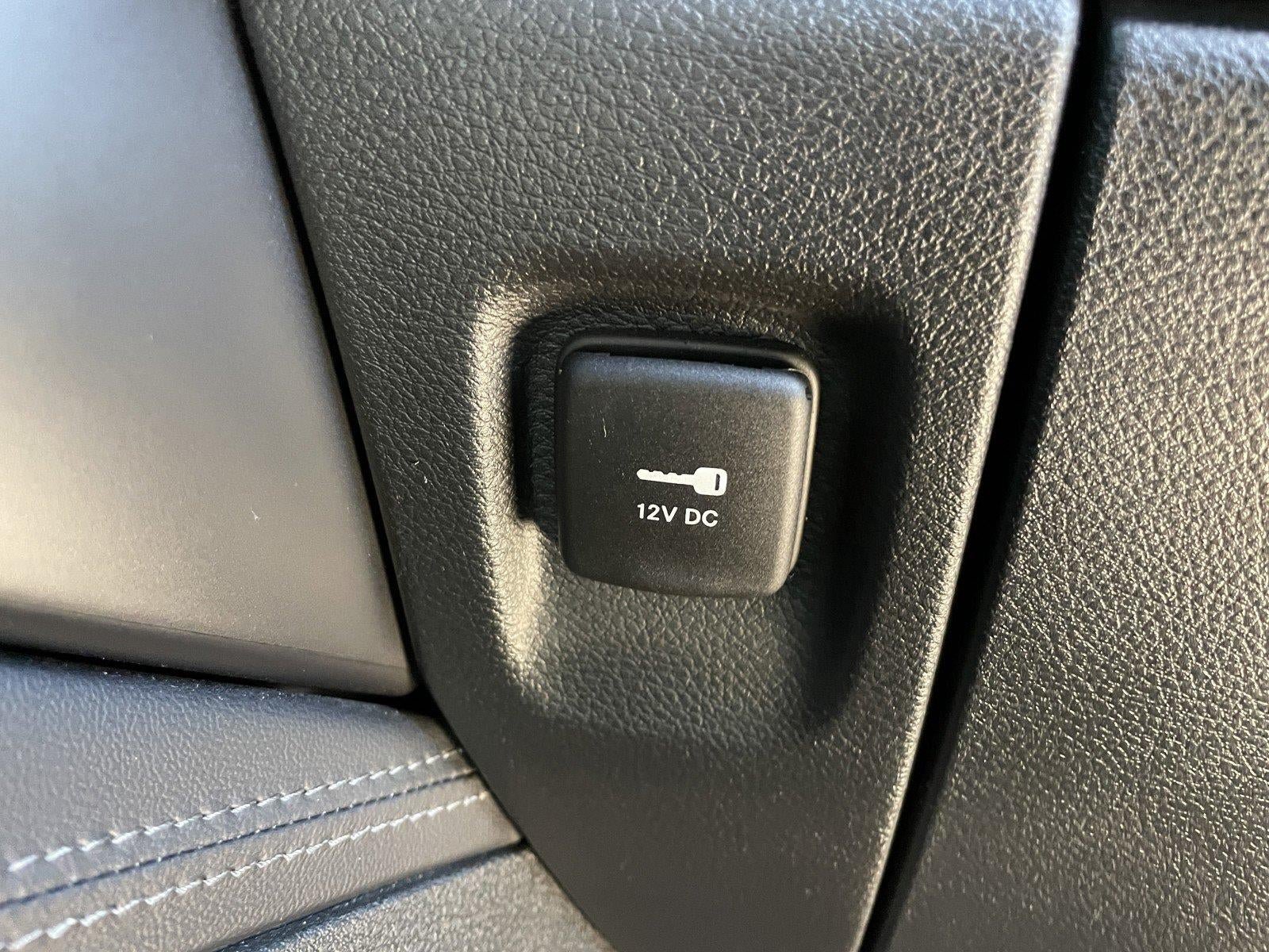 Used 2024 Dodge Durango SXT w/ SXT Blacktop Group AWD/4WD image 44