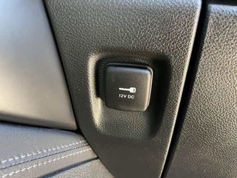Used 2024 Dodge Durango SXT w/ SXT Blacktop Group AWD/4WD image 44
