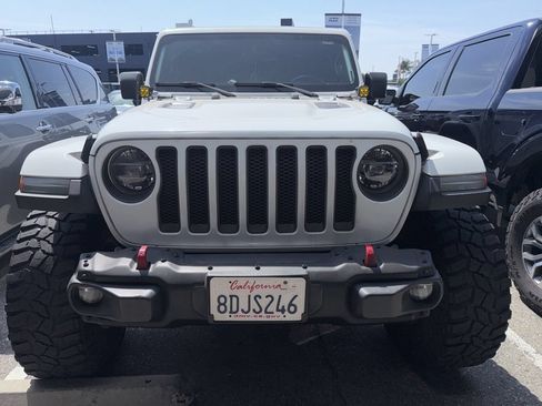 Used 2018 Jeep Wrangler Unlimited Rubicon AWD/4WD image 9