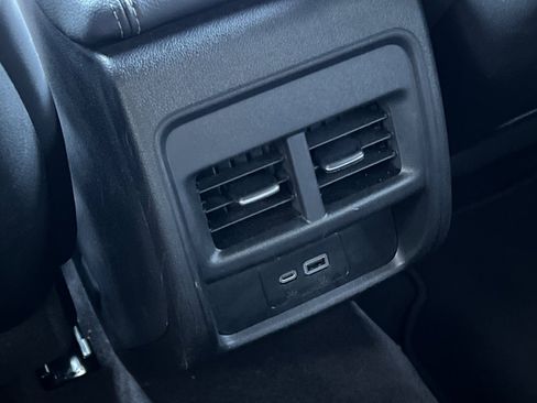 Certified 2024 Cadillac XT4 Premium Luxury image 44