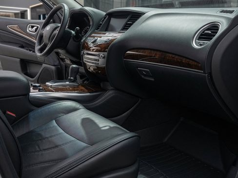 Used 2013 INFINITI JX35 AWD w/ Premium Pkg image 12