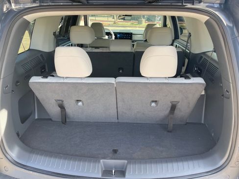 Used 2025 Hyundai Santa Fe SEL image 34