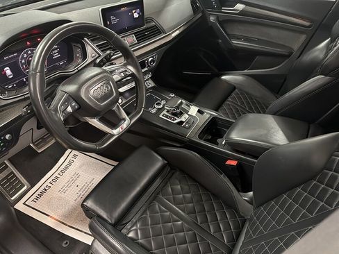 Used 2019 Audi SQ5 Prestige w/ Prestige Package AWD/4WD image 24