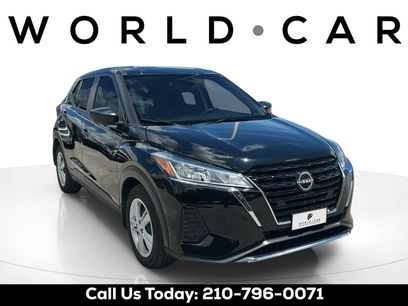 Certified 2025 Nissan Kicks Play S