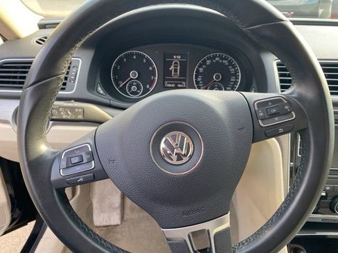 Used 2014 Volkswagen Passat 1.8T SE image 18