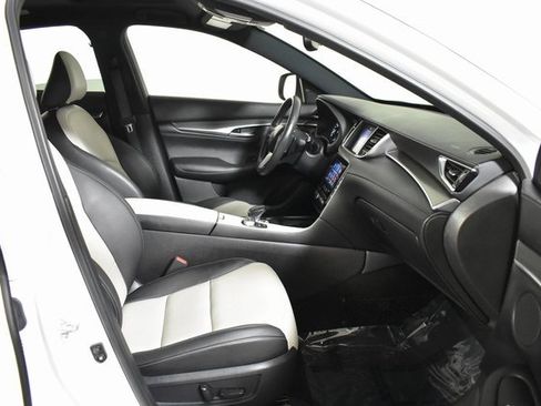 Certified 2023 INFINITI QX55 Luxe w/ Cargo Package image 34