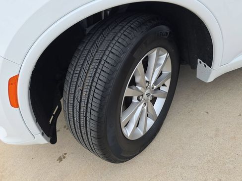 Used 2025 Dodge Durango GT RWD image 32