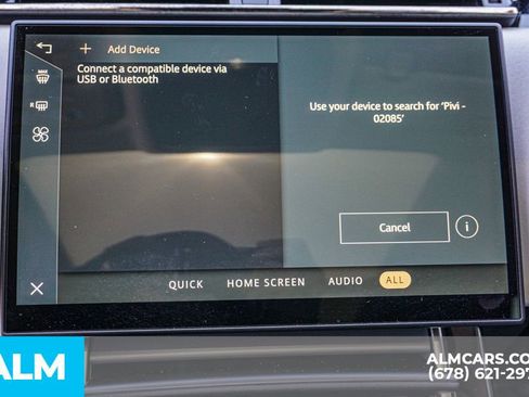 Used 2025 Land Rover Range Rover Velar Dynamic SE image 37