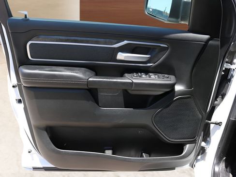 Used 2019 RAM 1500 Big Horn AWD/4WD image 13