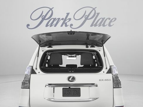 Used 2022 Lexus GX 460 Premium w/ Accessory Package AWD/4WD image 38