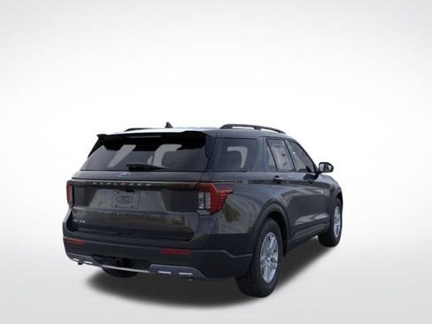New 2026 Ford Explorer Active w/ Active Comfort Package RWD image 10