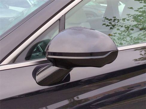 New 2025 Hyundai Sonata Limited image 12