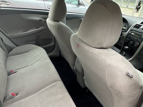 Used 2012 Toyota Corolla L FWD image 13