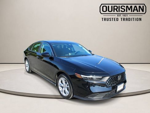 Used 2023 Honda Accord LX image 2
