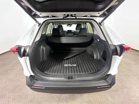 Used 2023 Toyota RAV4 XLE w/ Convenience Package AWD/4WD image 13