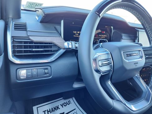 New 2026 GMC Acadia Denali w/ Super Cruise Package FWD image 17