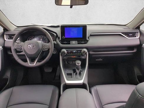 Used 2023 Toyota RAV4 XLE Premium FWD image 18