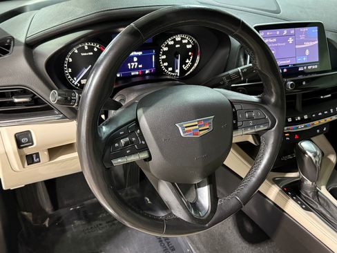 Used 2020 Cadillac CT4 Premium Luxury image 4