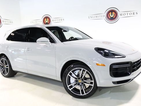 Used 2020 Porsche Cayenne Turbo AWD/4WD image 6