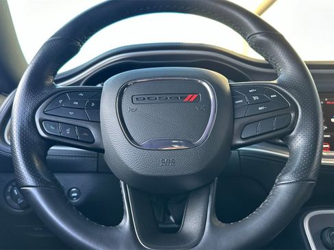 Used 2022 Dodge Challenger R/T w/ Plus Package image 22