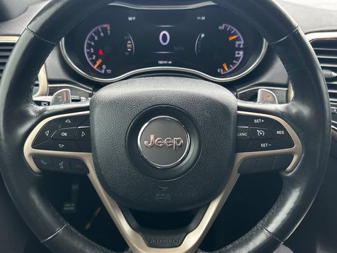 Used 2015 Jeep Grand Cherokee Altitude AWD/4WD image 22