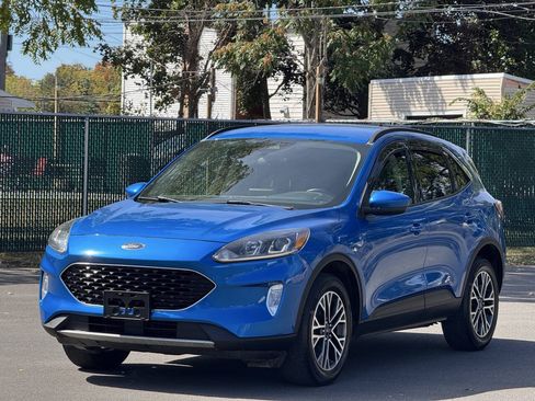 Used 2020 Ford Escape SEL AWD/4WD image 3