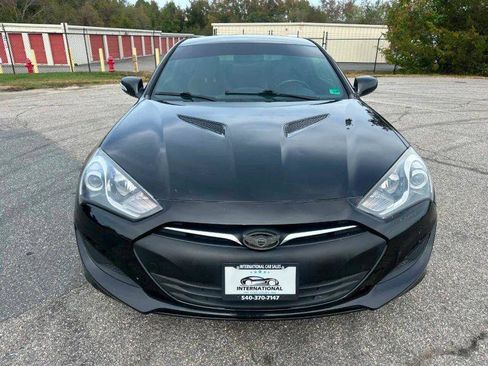 Used 2013 Hyundai Genesis 2.0T RWD image 3