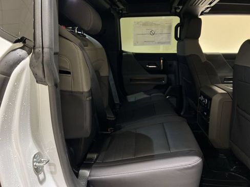 New 2025 GMC Hummer EV 2X AWD/4WD image 25