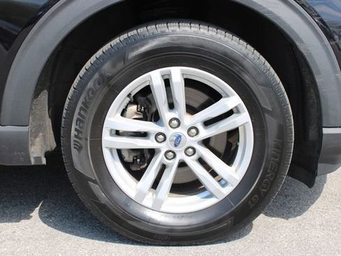 Used 2020 Ford Explorer XLT w/ Equipment Group 202A image 38