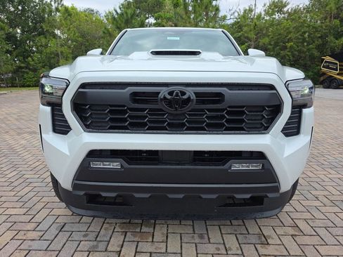 New 2026 Toyota Tacoma TRD Sport AWD/4WD image 2