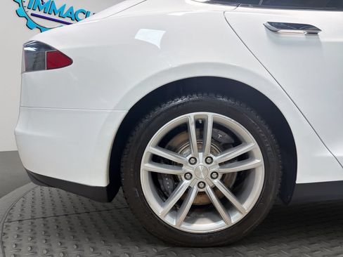 Used 2013 Tesla Model S RWD image 25