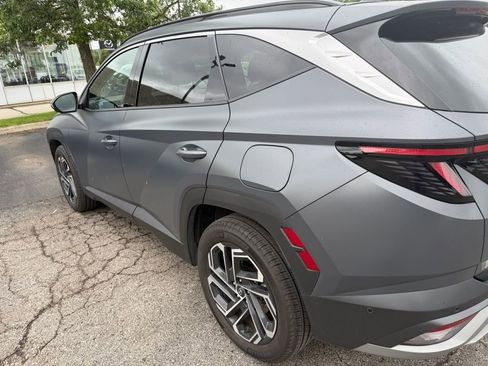 Used 2025 Hyundai Tucson Limited AWD/4WD image 5