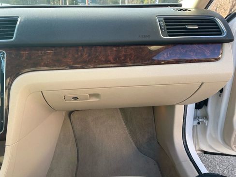 Used 2013 Volkswagen Passat 2.5 SEL image 29