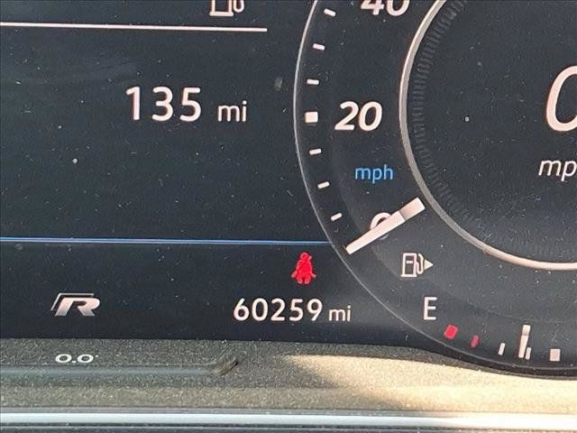 Used 2018 Volkswagen Golf 4-Door AWD/4WD image 10