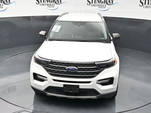 Used 2021 Ford Explorer XLT w/ Equipment Group 202A RWD image 10