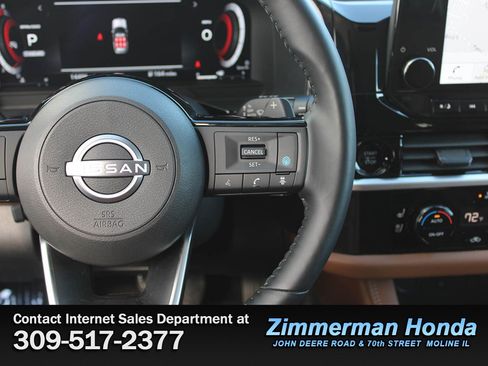 Used 2025 Nissan Pathfinder Platinum w/ Cargo Package FWD image 15