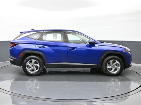 Used 2022 Hyundai Tucson SE image 9