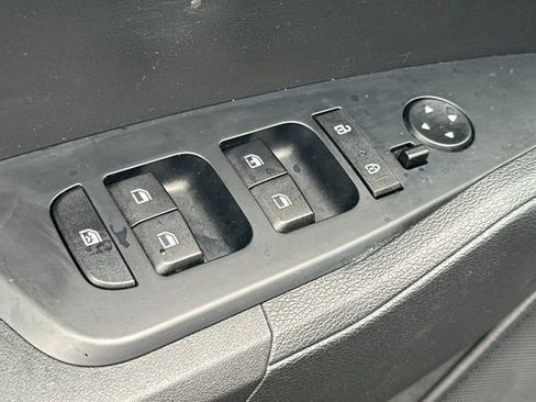 Used 2024 Kia Sportage LX image 12