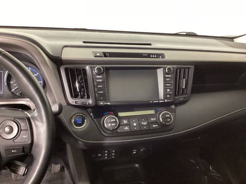 Used 2017 Toyota RAV4 Platinum w/ All Weather Liner Package AWD/4WD image 15