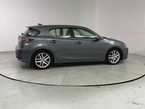 Used 2014 Lexus CT 200h image 9