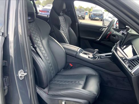 Used 2025 BMW X6 M Competition w/ Executive Package image 8