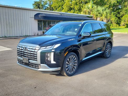 Used 2023 Hyundai Palisade Calligraphy AWD/4WD image 3