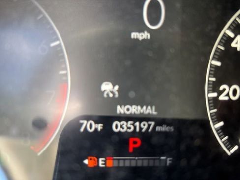 Used 2024 Honda HR-V LX image 5