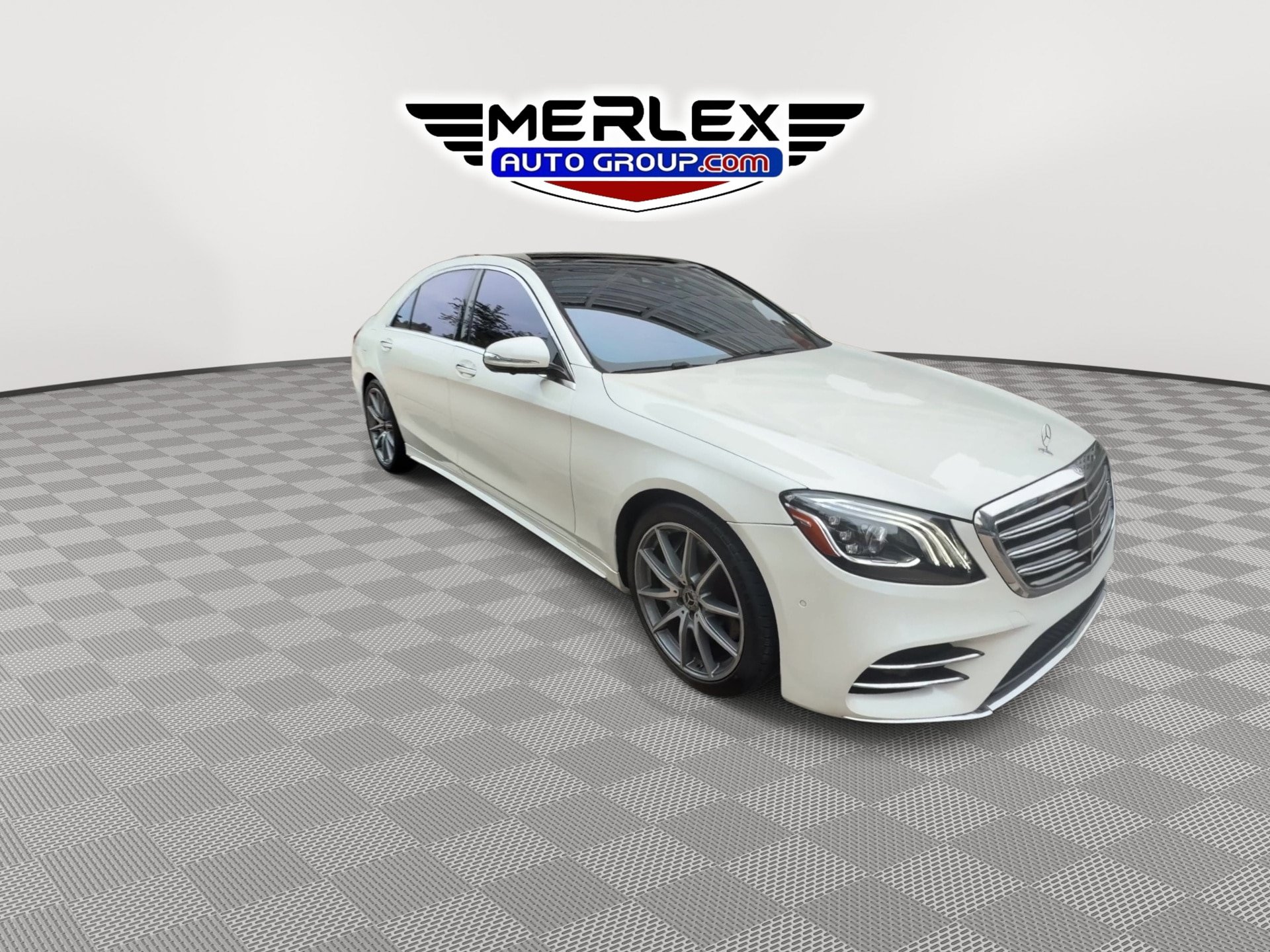 Used 2020 Mercedes-Benz S 560 Sedan image 2