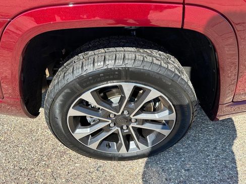 Used 2021 Jeep Grand Cherokee L Overland w/ Luxury Tech Group IV AWD/4WD image 11
