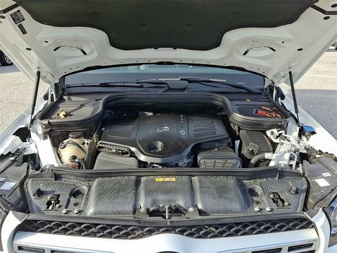 Used 2022 Mercedes-Benz GLS 450 4MATIC image 29